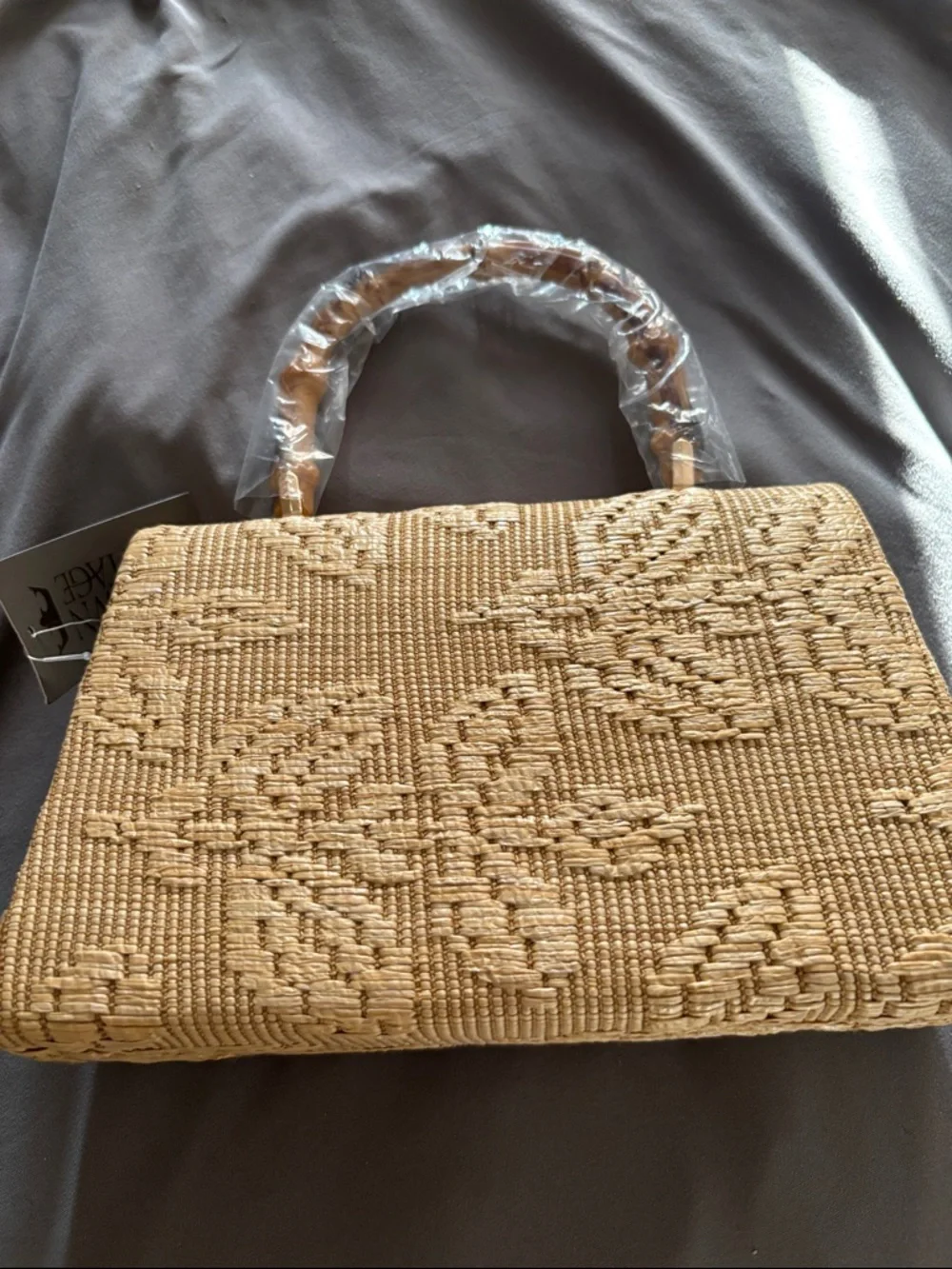 Crown Vintage Tan Woven Floral-Embossed Top-Handle Clutch - Picture 3 of 5